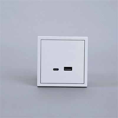 8611 Soket USB A Dan Jenis C